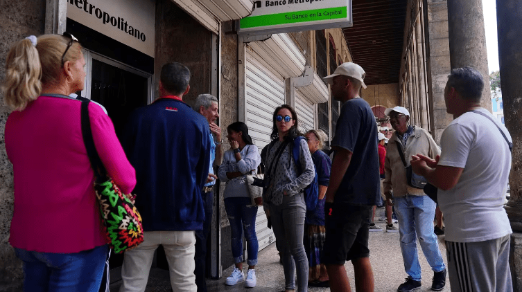 Cuba anunció un duro ajuste: alza de precios y fin de subsidios universales